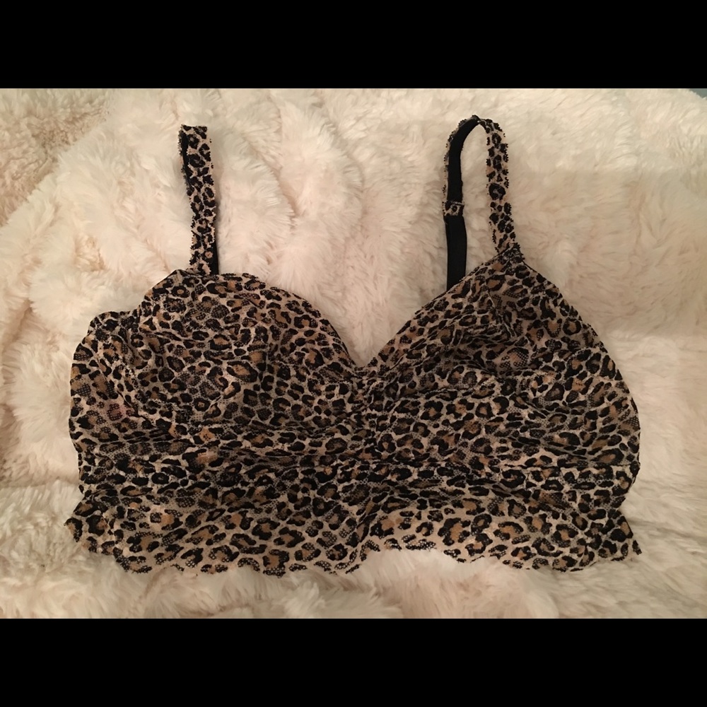 Victoria's Secret Pink Leopard bra Medium